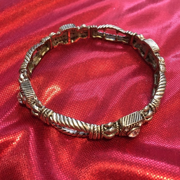 Premier Designs Bracelet - Picture 1 of 3